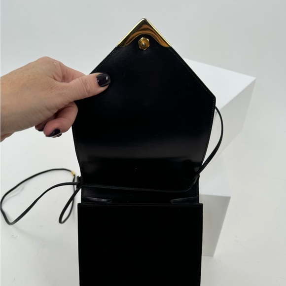 YSL Black structured rectangular flap bag. Thin strap can be worn so many ways - Picture 6 of 11